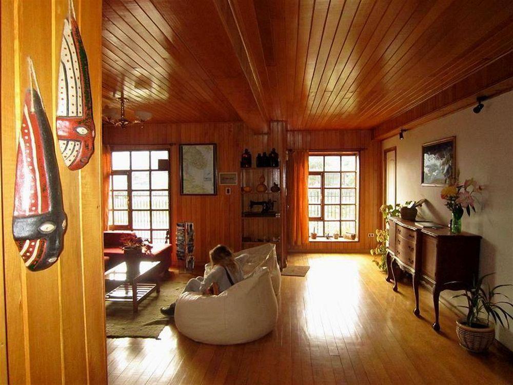Hostal Torre De Babel Castro Εξωτερικό φωτογραφία